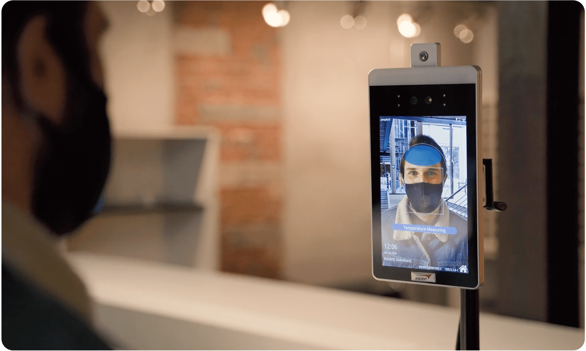 touchless temperature scanner